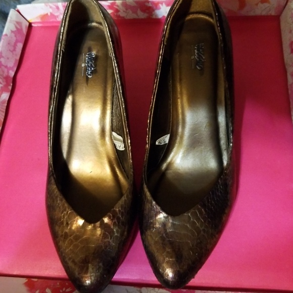 Massimo 9M Brown reptile snake patterned pumps - Picture 2 of 6